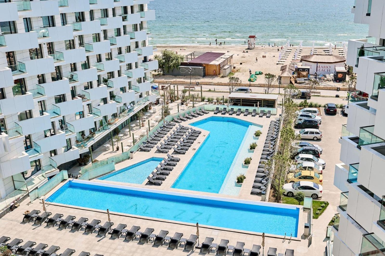 Newvision Apartment In Infinity Beach Resort - Parking Mamaia Exteriér fotografie