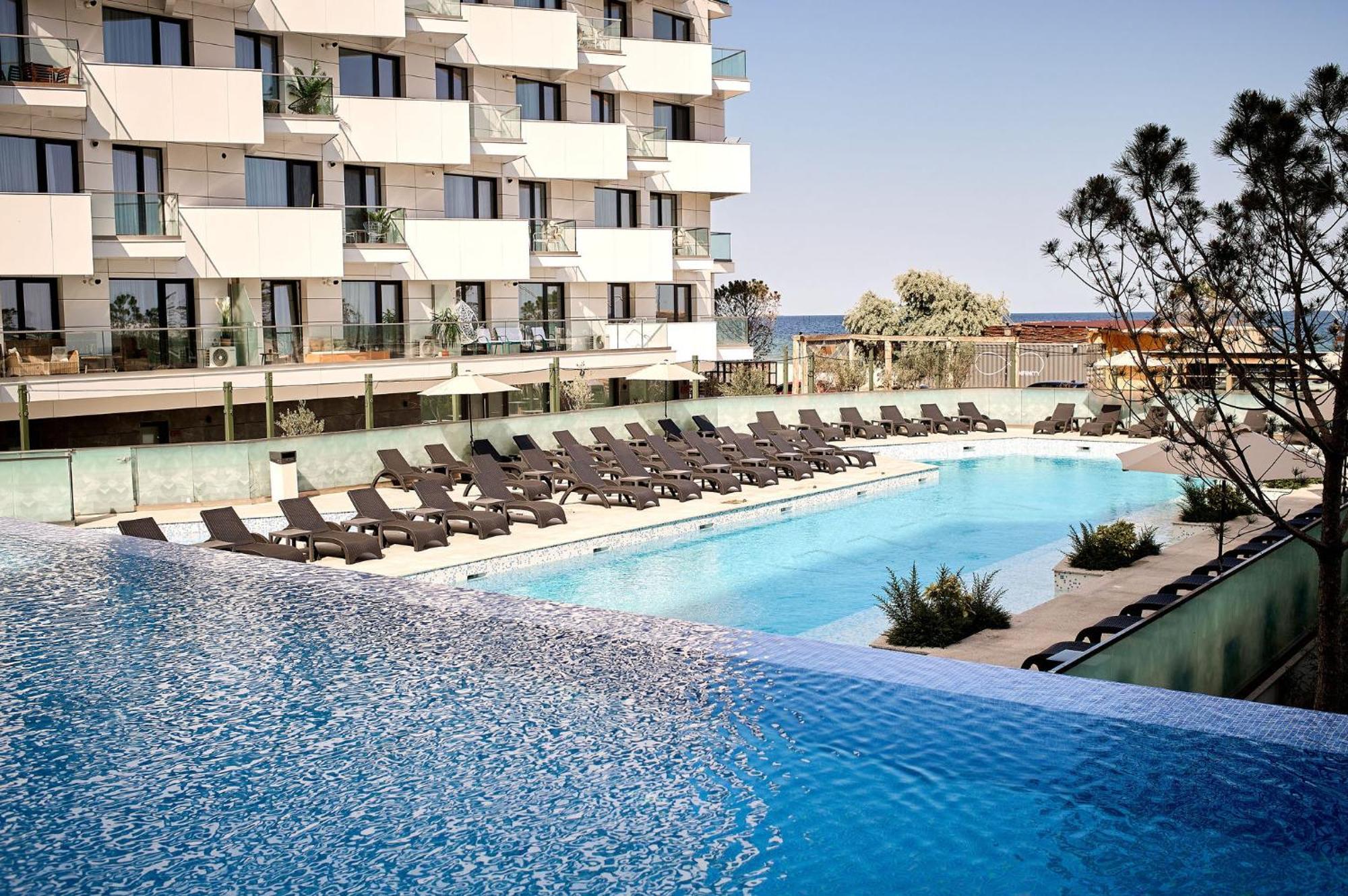 Newvision Apartment In Infinity Beach Resort - Parking Mamaia Exteriér fotografie